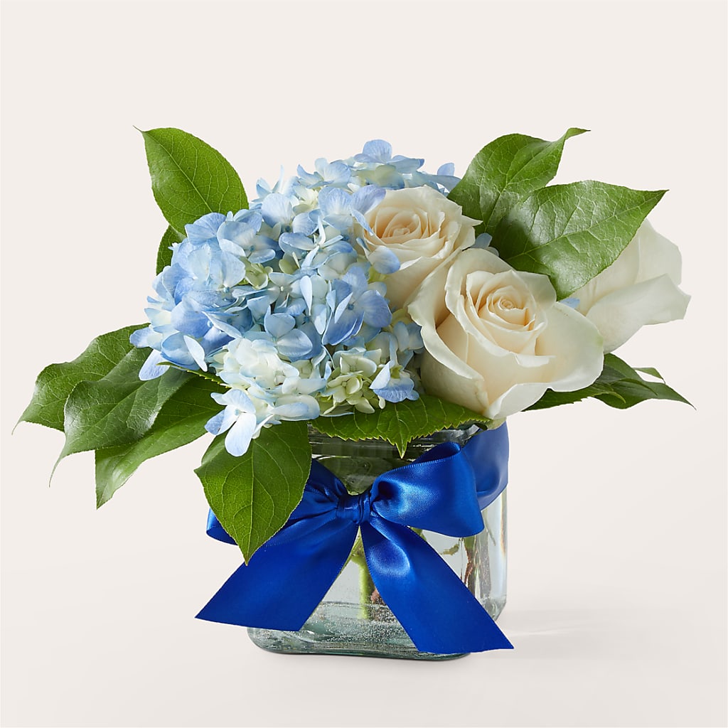 Sky Blue Delight Bouquet – Miami Flowers, Miami FL