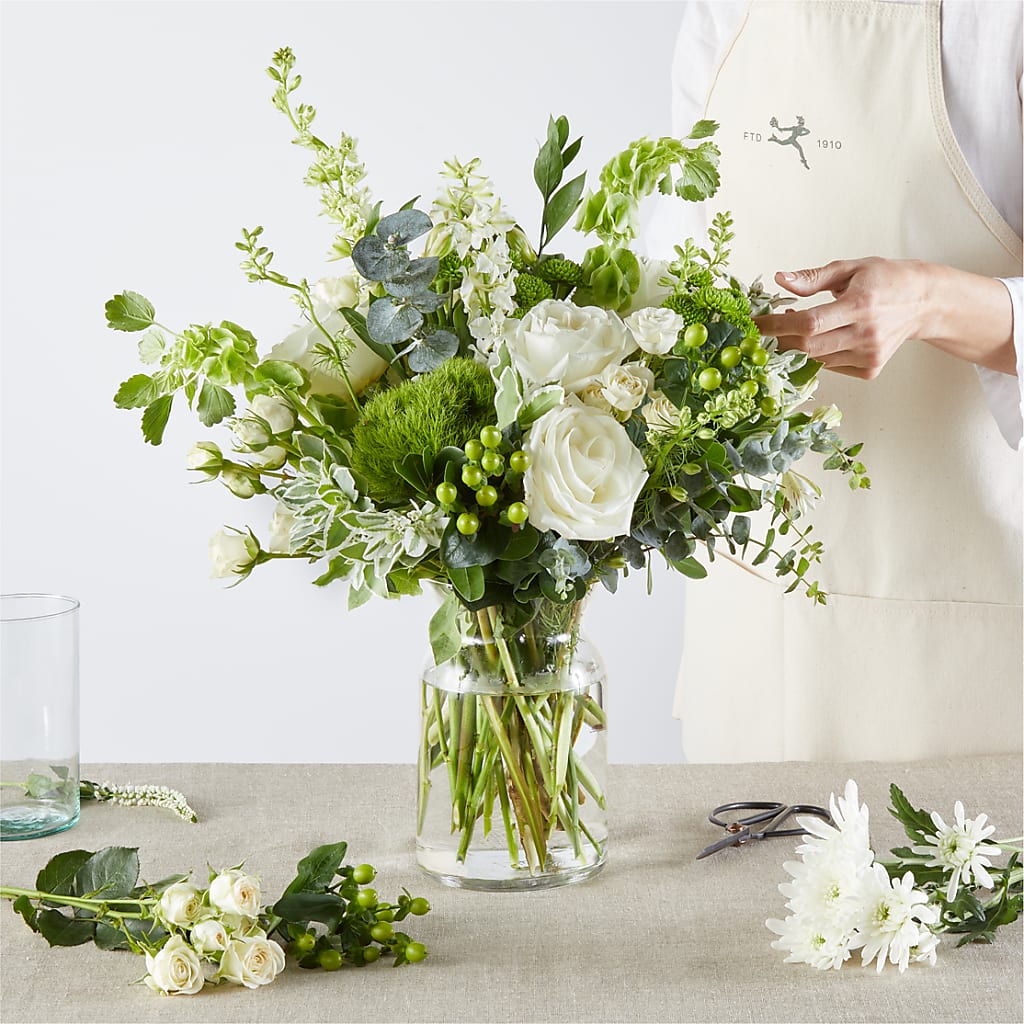 Irish Garden - A Florist Original – Miami Flowers, Miami FL