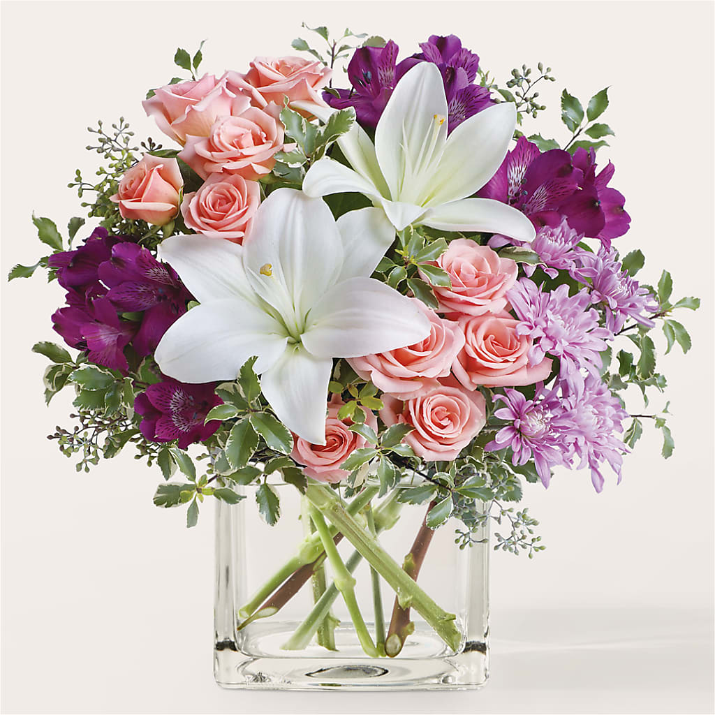 Mani Pedi Bouquet – Miami Flowers, Miami FL