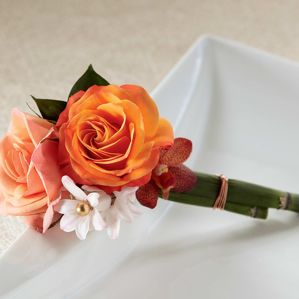 Sunset Dream Boutonniere – Miami Flowers, Miami FL